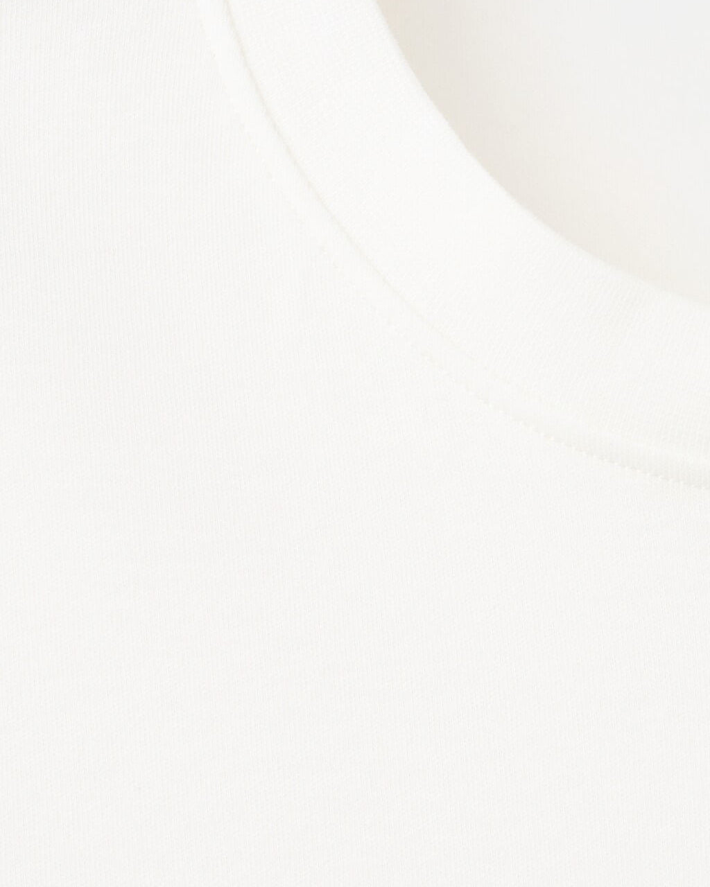 Color-Off white