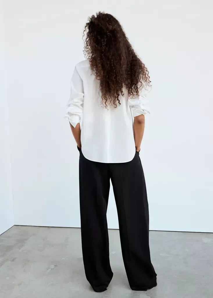 Color-Off white