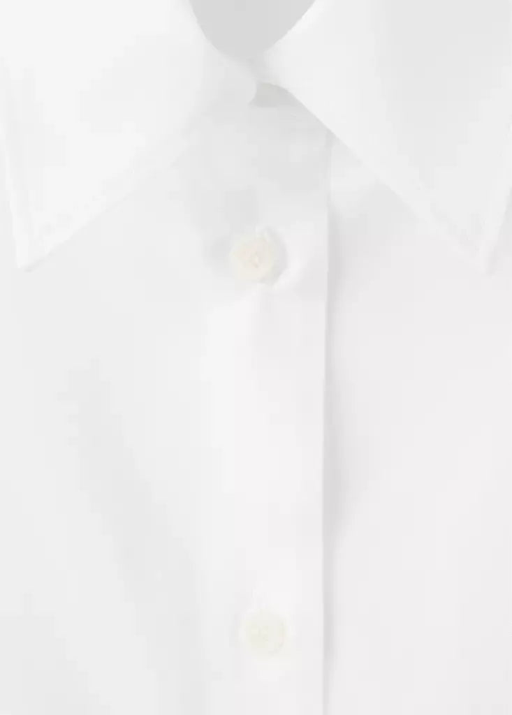 Color-Off white