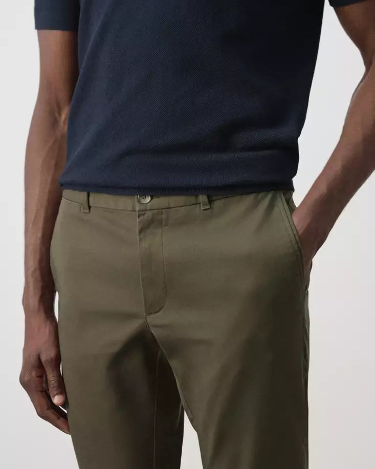 Color-Khaki