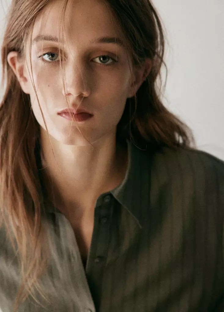 Color-Khaki
