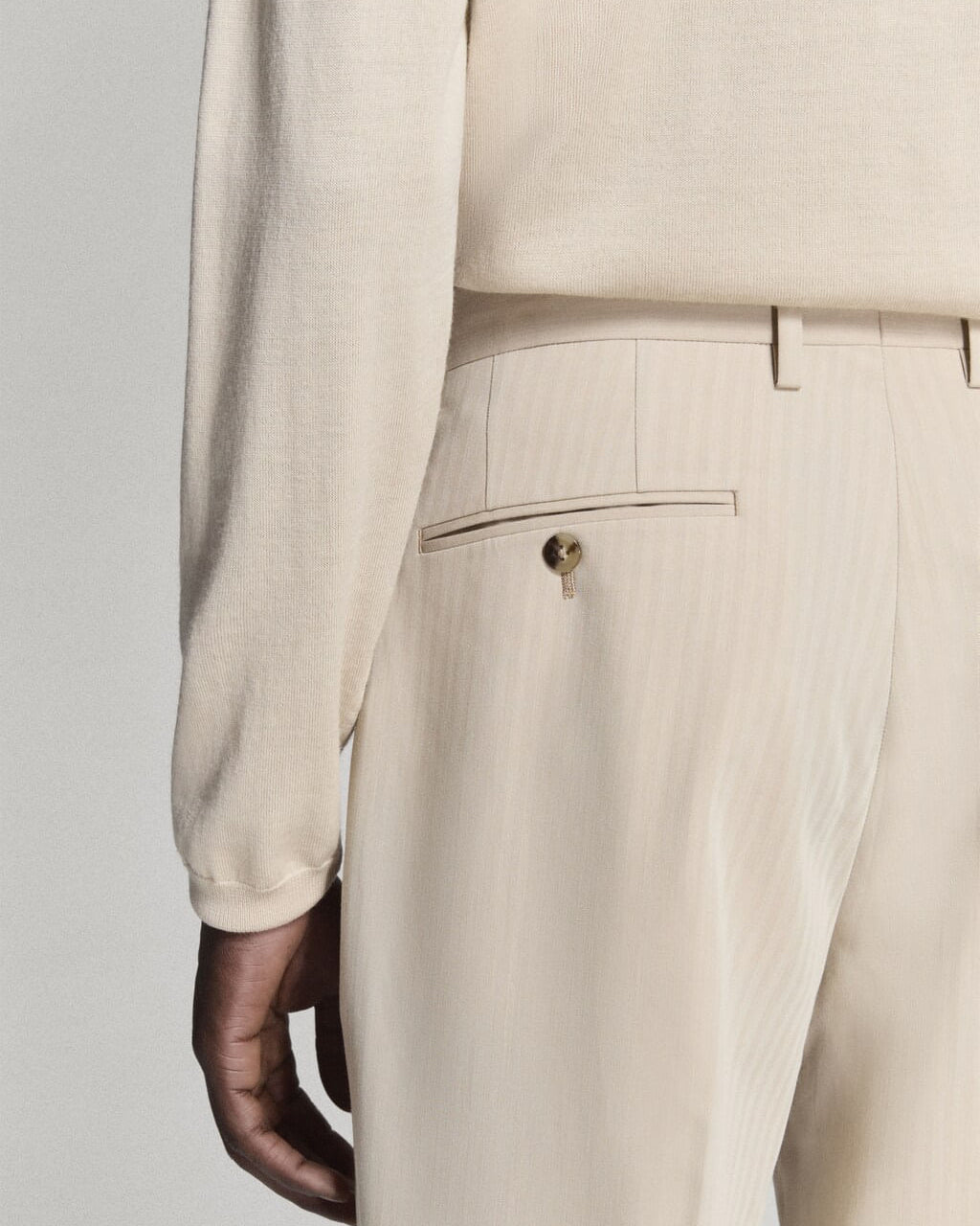 Color-Beige