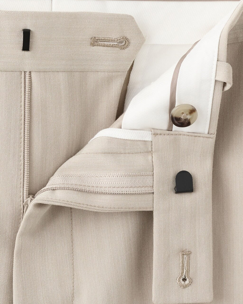 Color-Beige