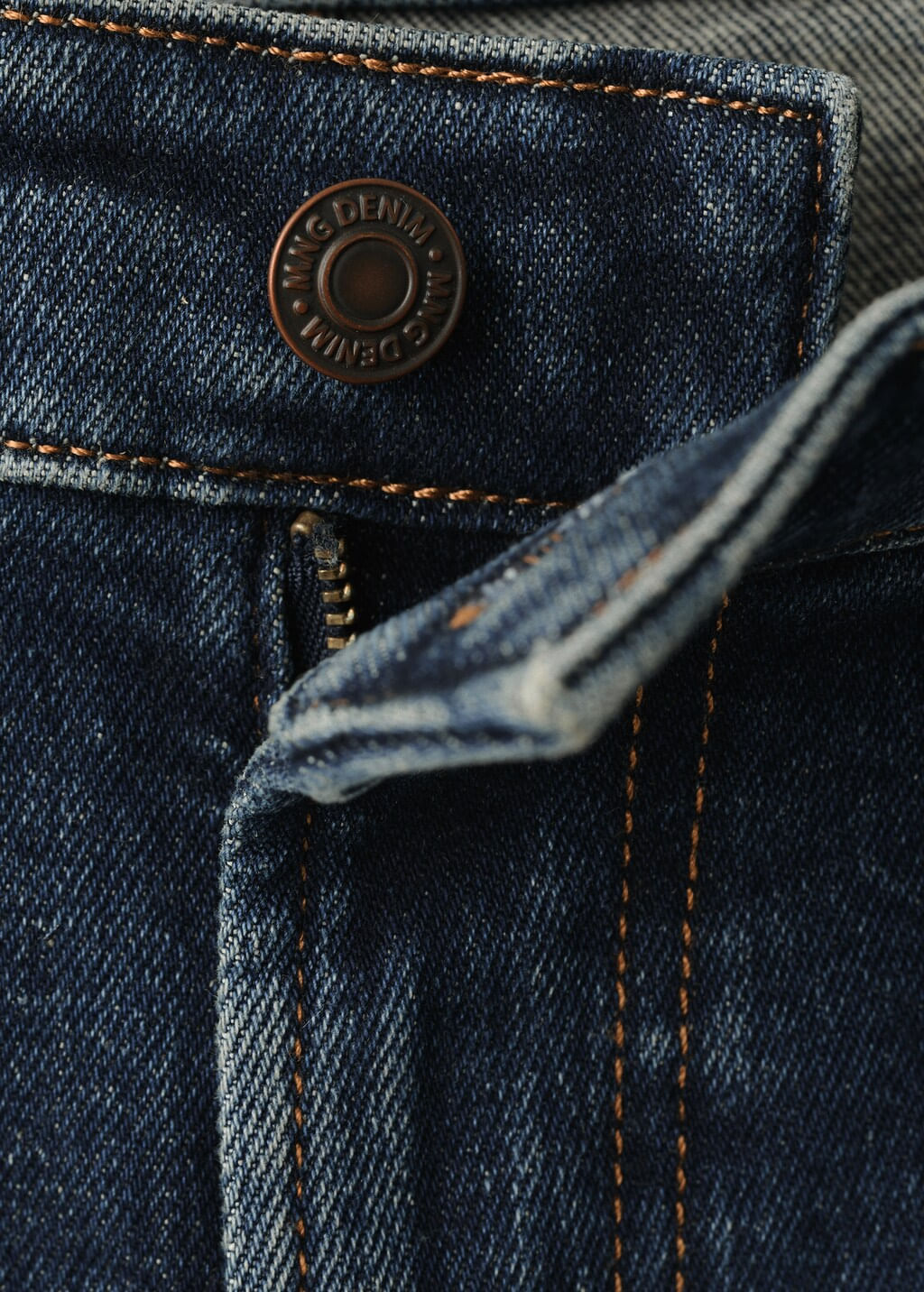 Color-Tejano oscuro