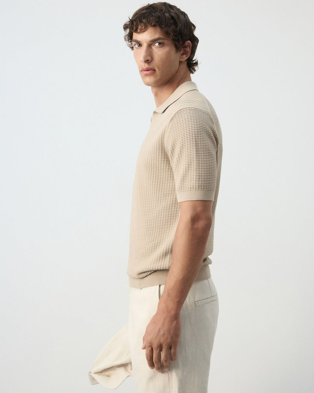 Color-Beige