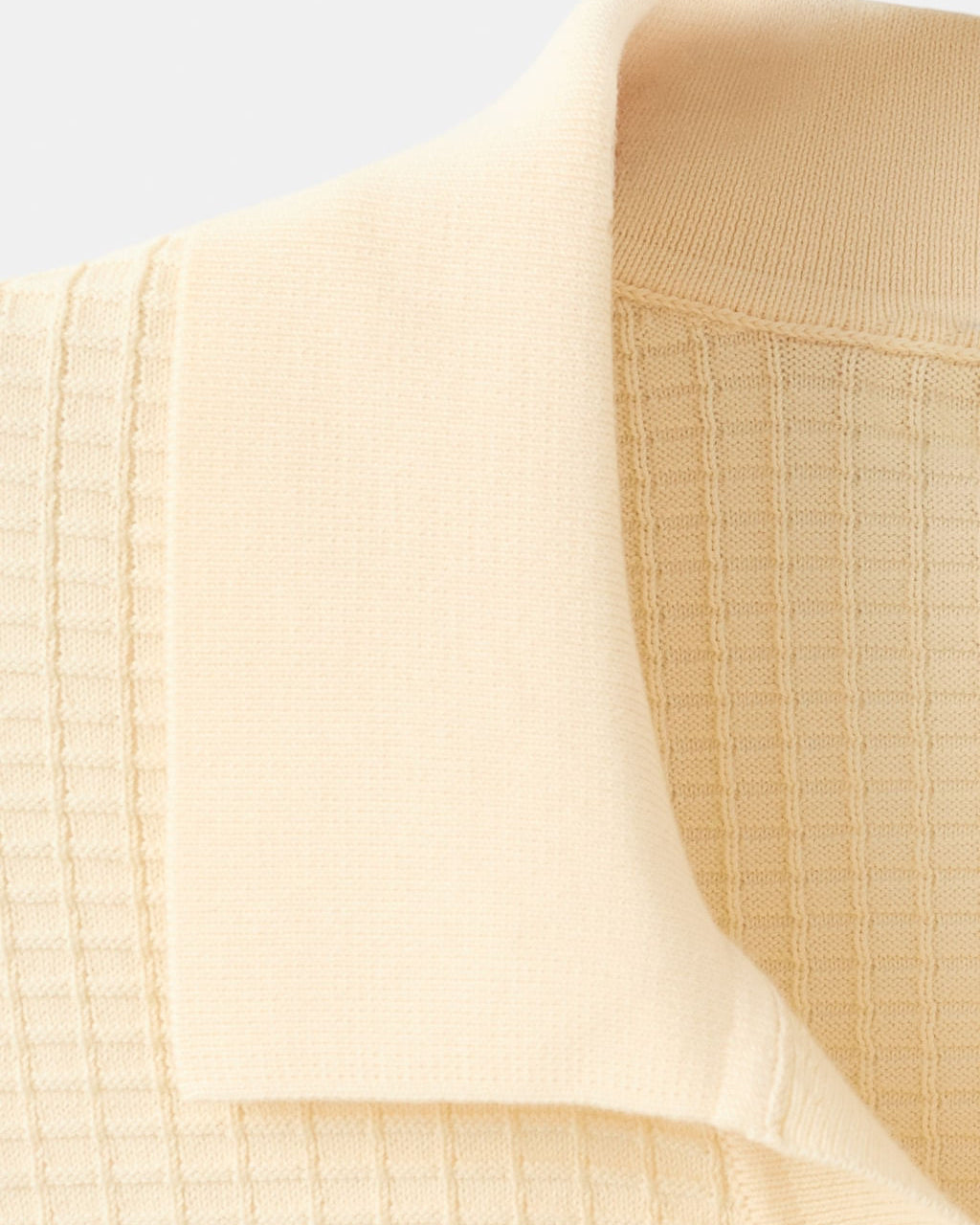 Color-Amarillo pastel