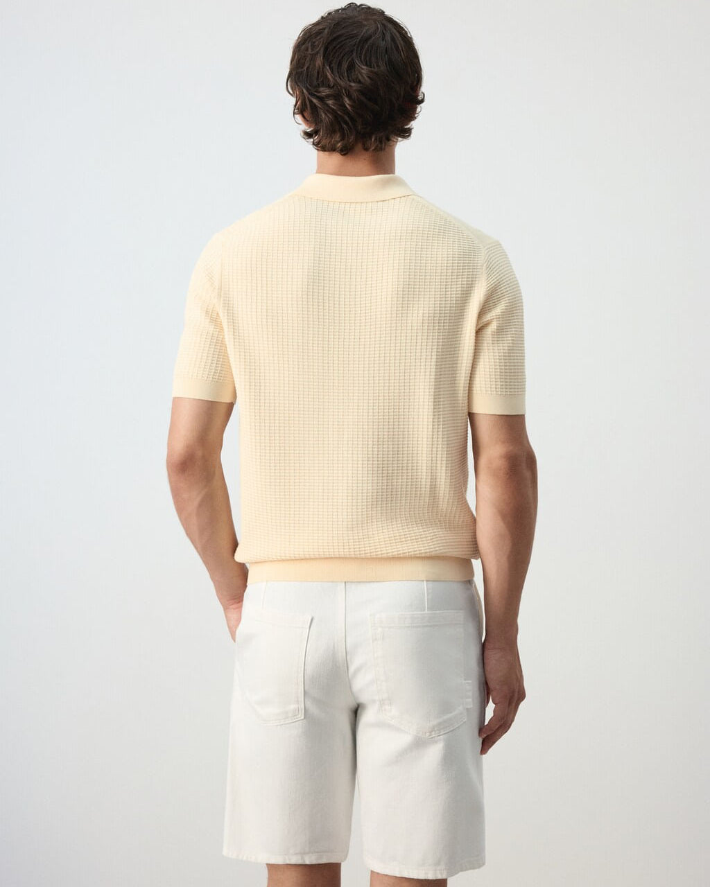Color-Amarillo pastel