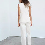 Color-Off white