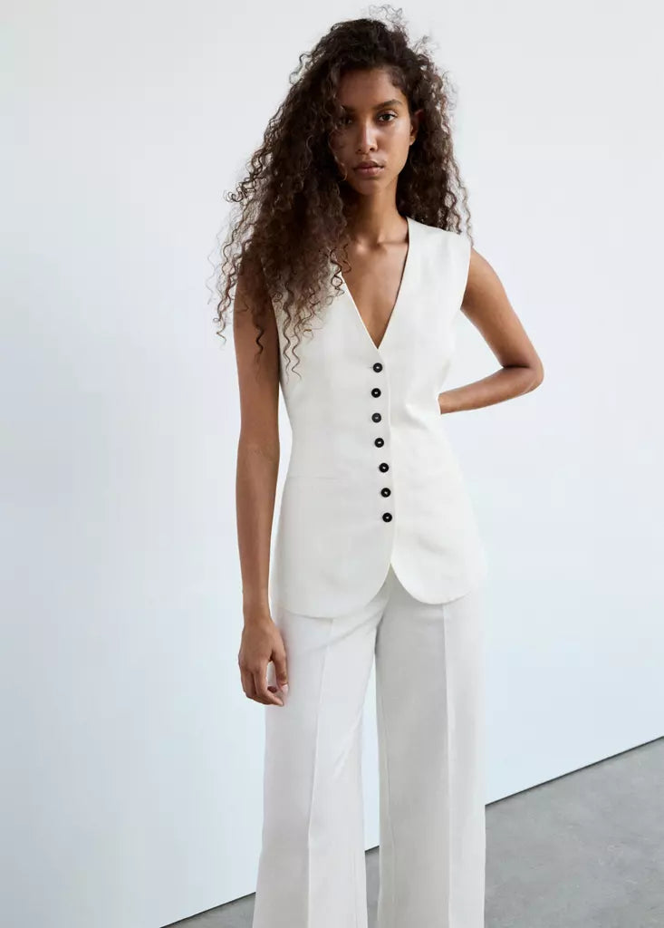 Color-Off white