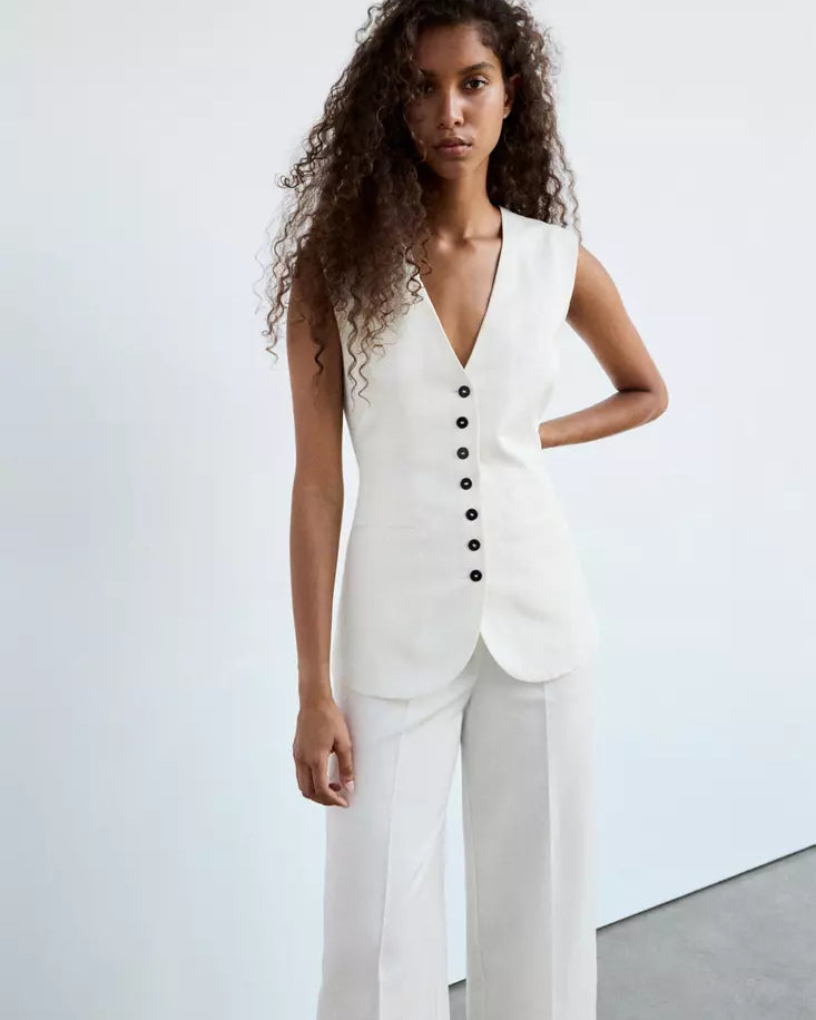 Color-Off white