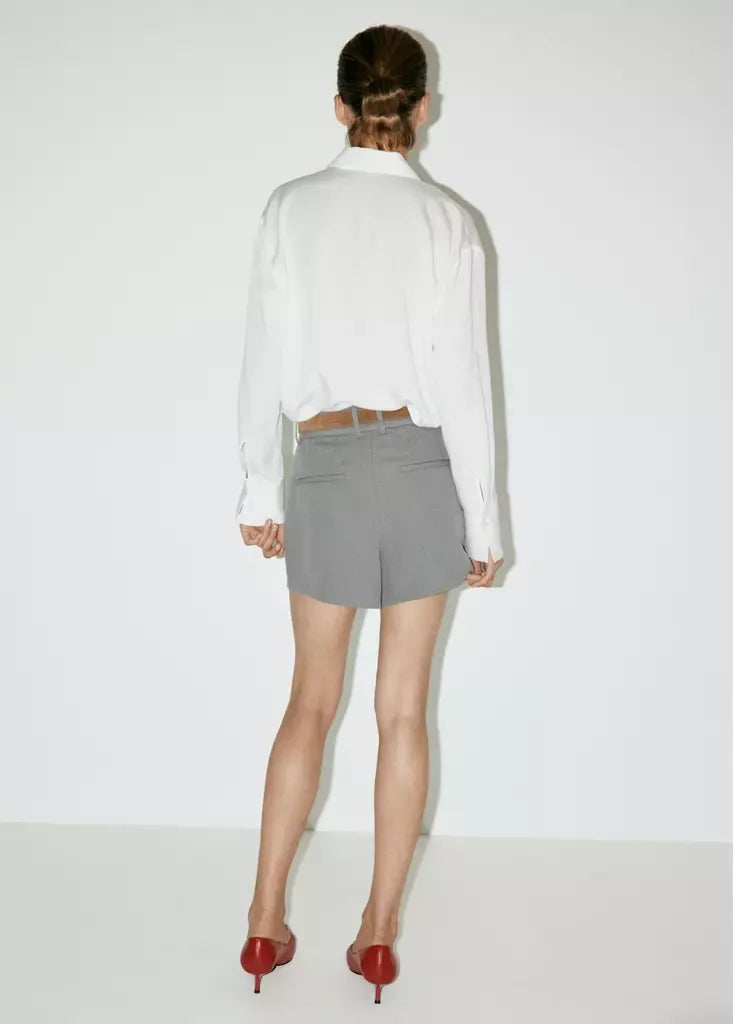 Color-Off white