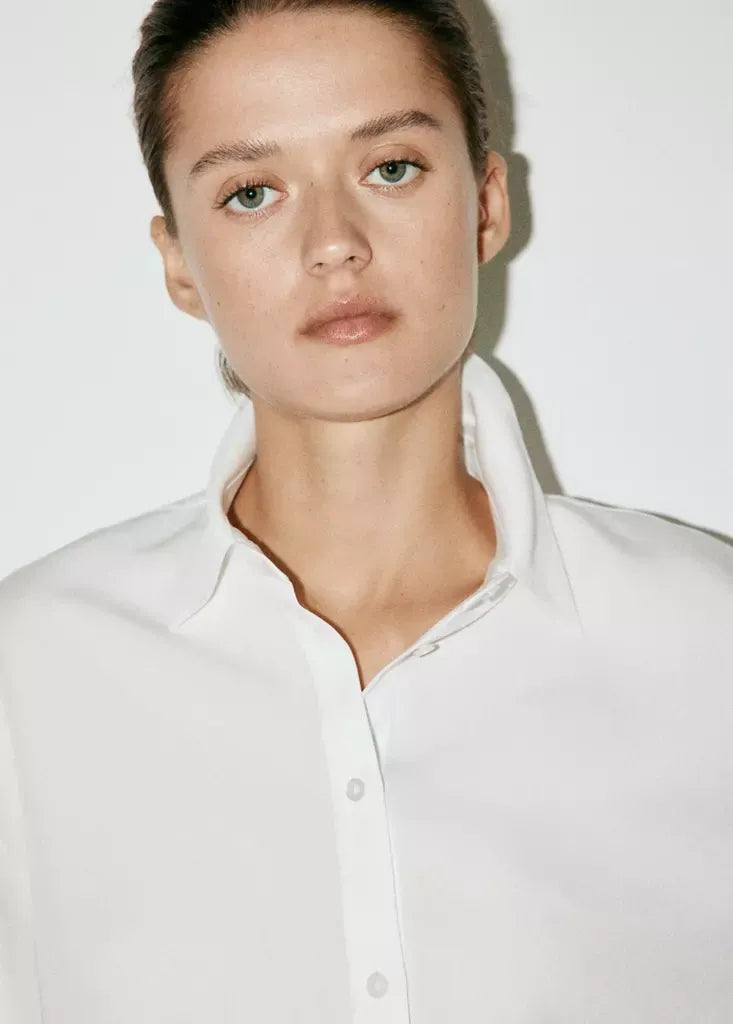 Color-Off white