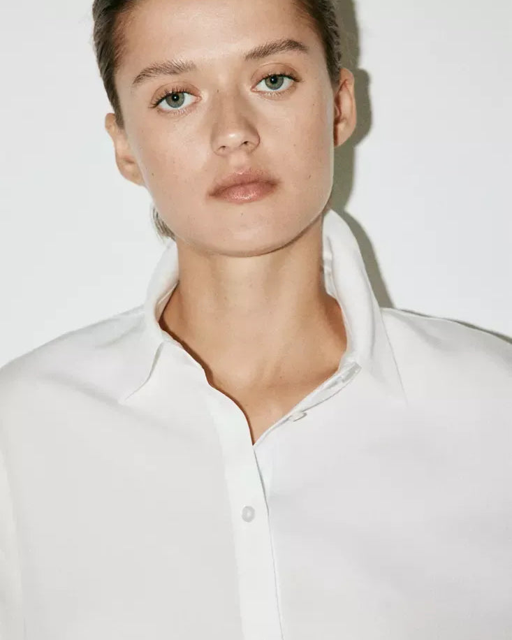 Color-Off white