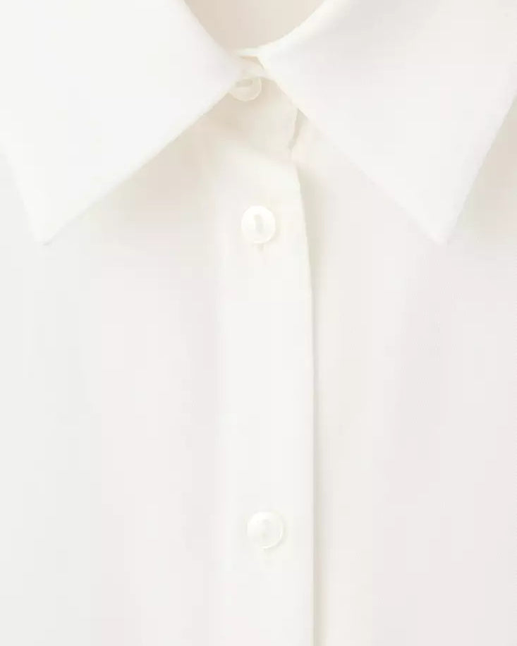 Color-Off white