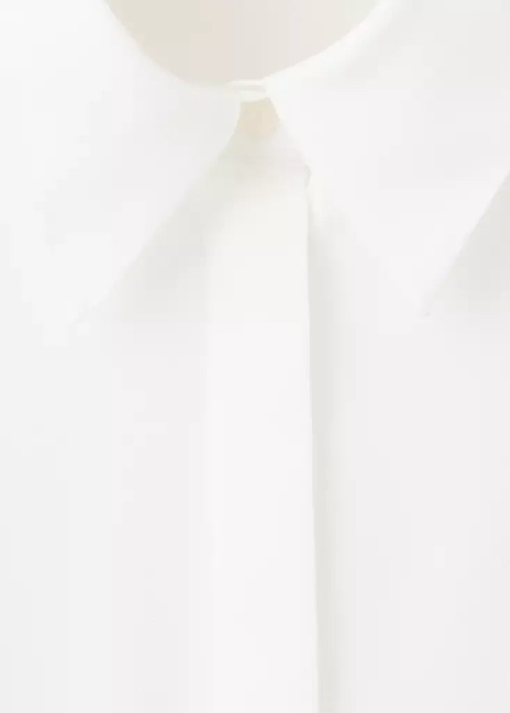 Color-Off white