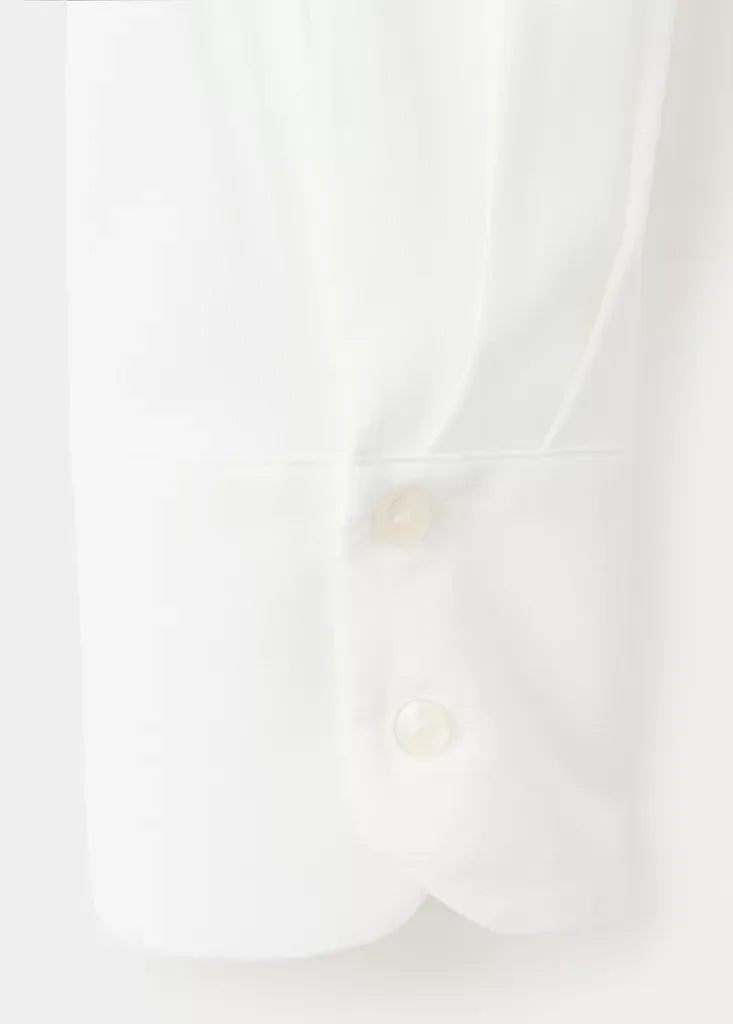 Color-Off white