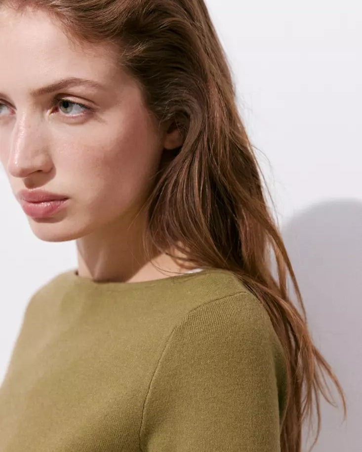 Color-Khaki