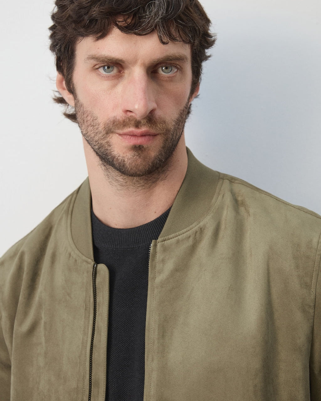 Color-Khaki