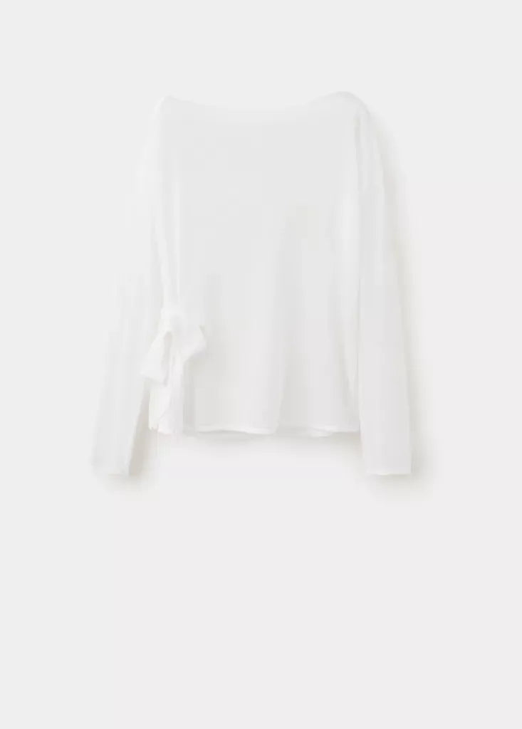 Color-Off white