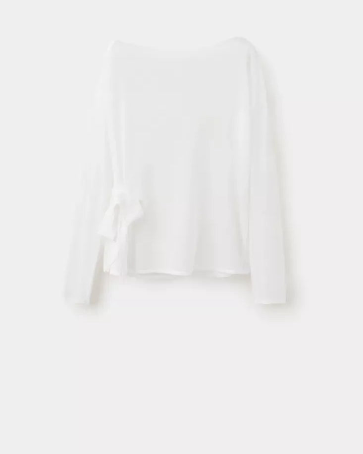 Color-Off white