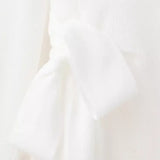 Color-Off white