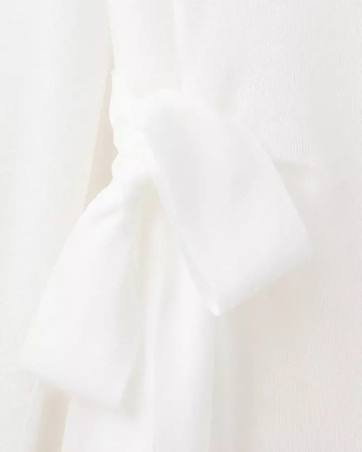 Color-Off white