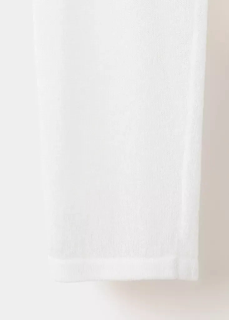 Color-Off white