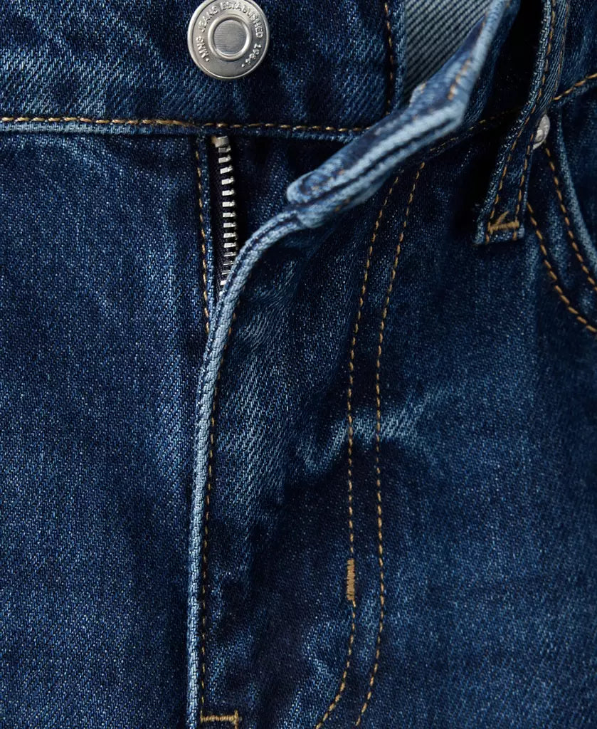 Color-Tejano oscuro