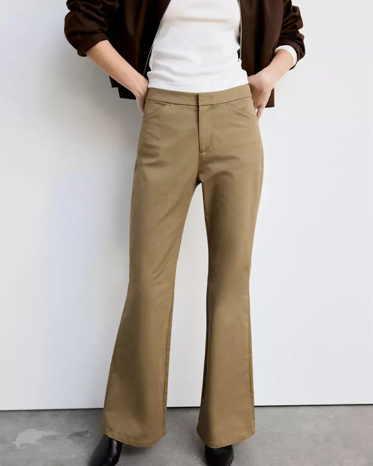 Color-Khaki