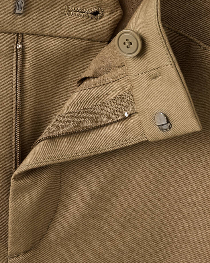 Color-Khaki