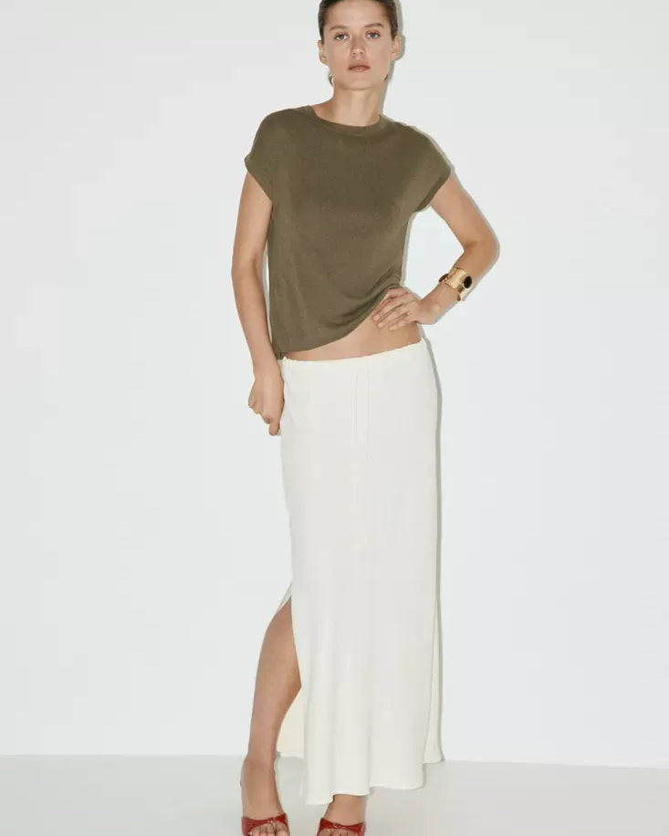 Color-Khaki
