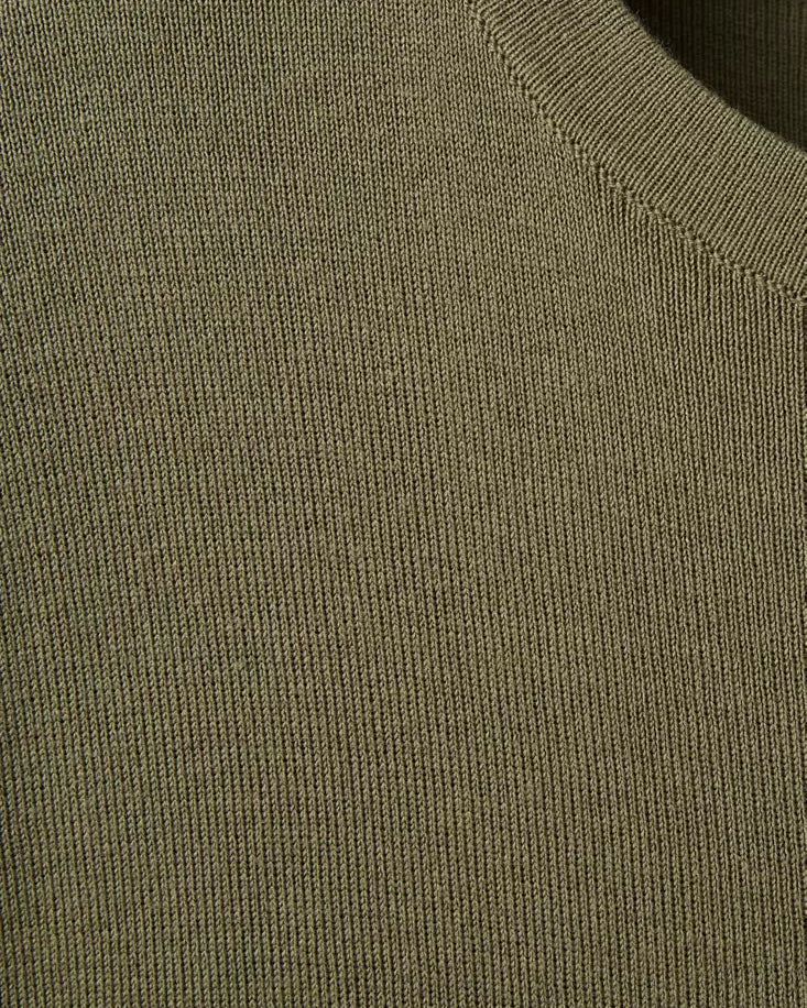 Color-Khaki