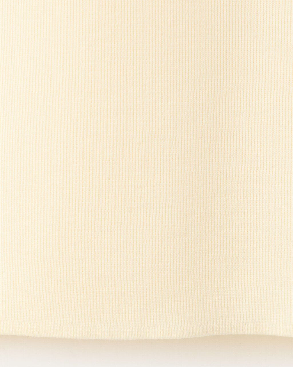 Color-Amarillo pastel