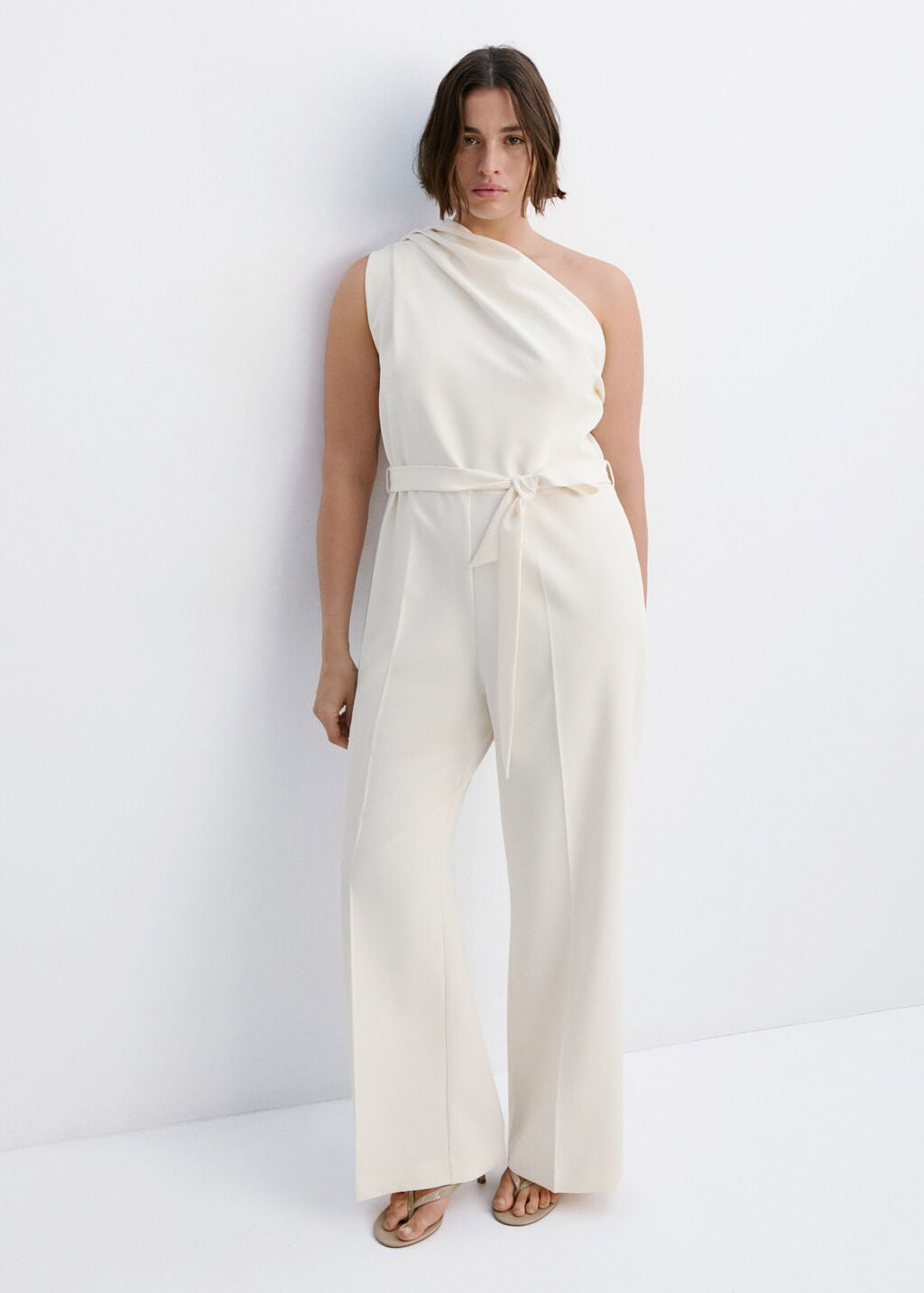 Color-Off white