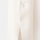 Color-Off white