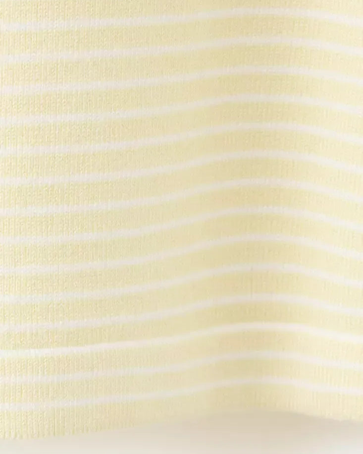 Color-Amarillo pastel