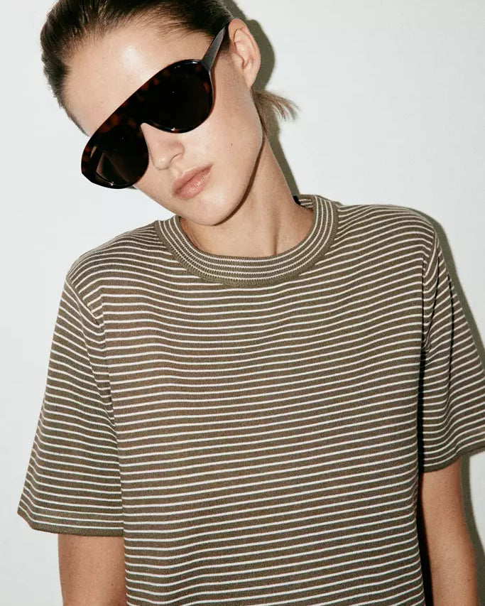 Color-Khaki