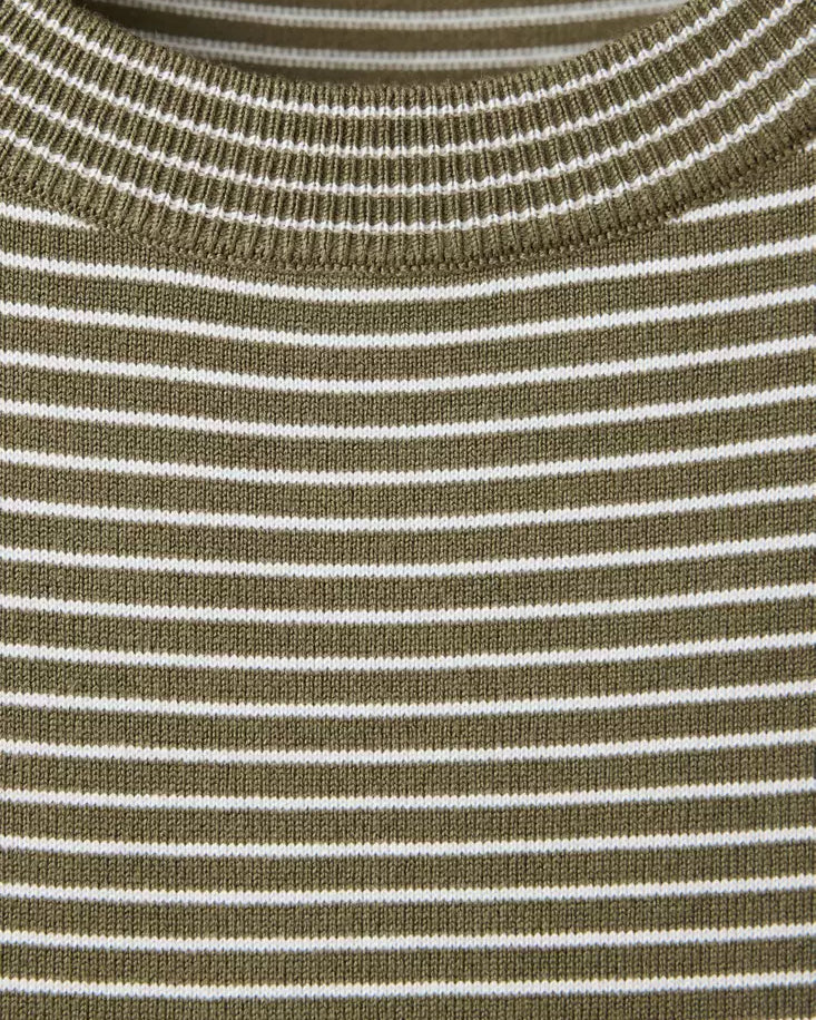Color-Khaki