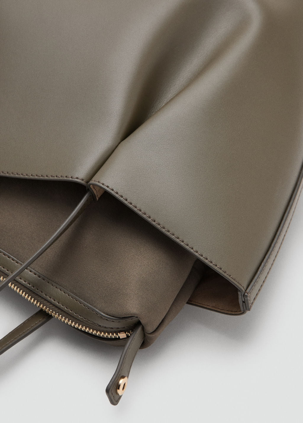 Color-Khaki