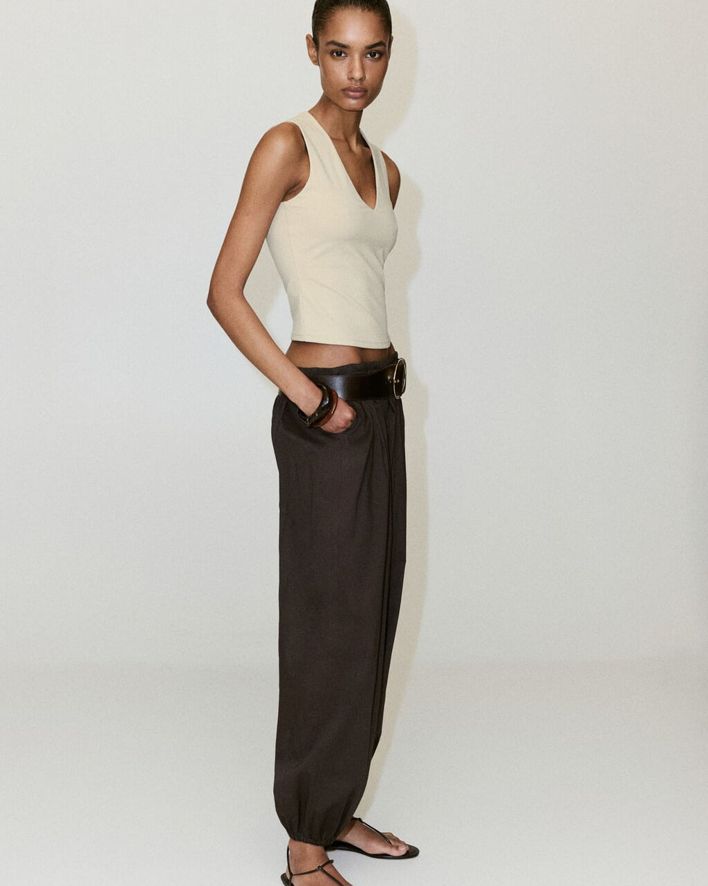 Color-Taupe