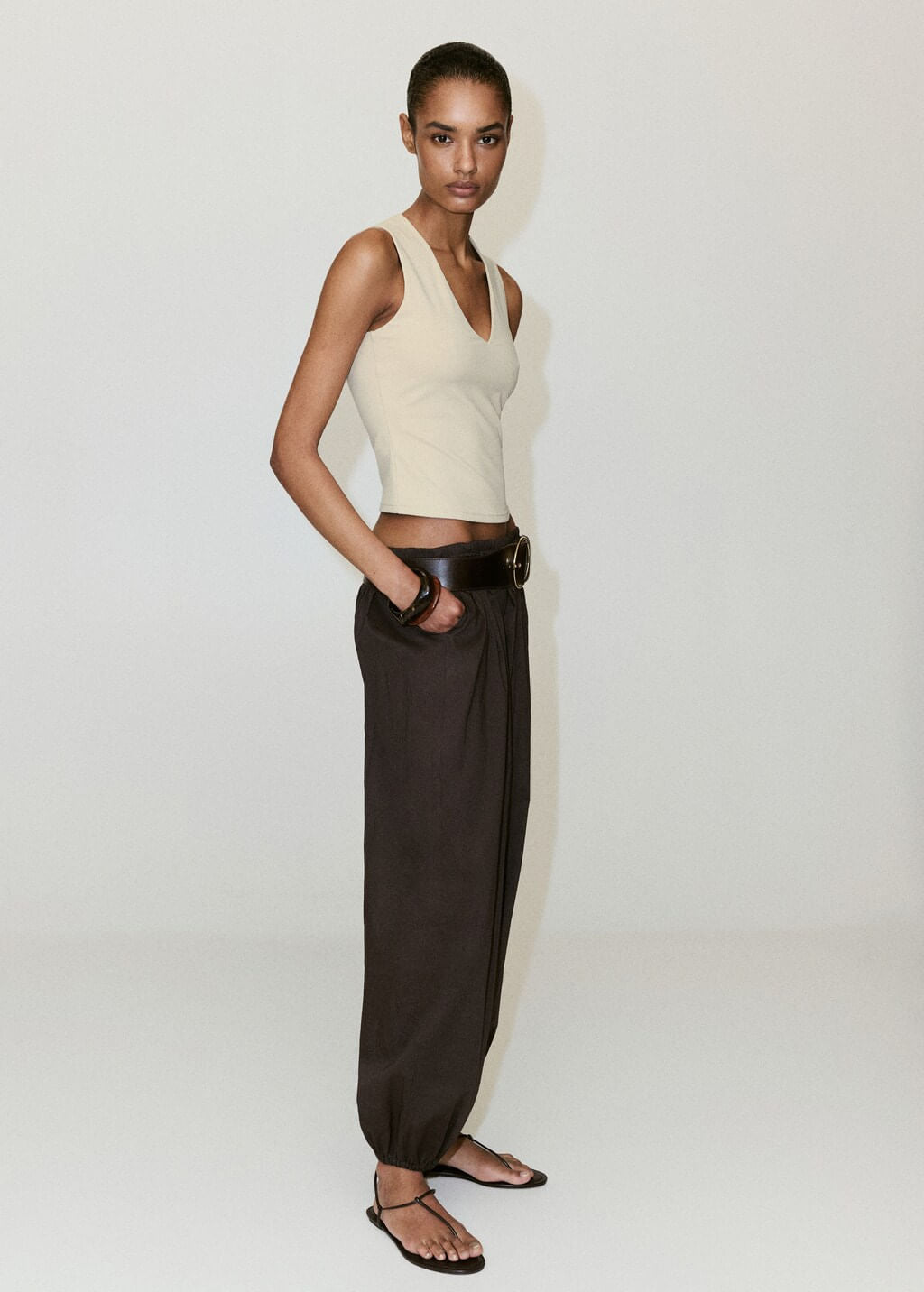 Color-Taupe