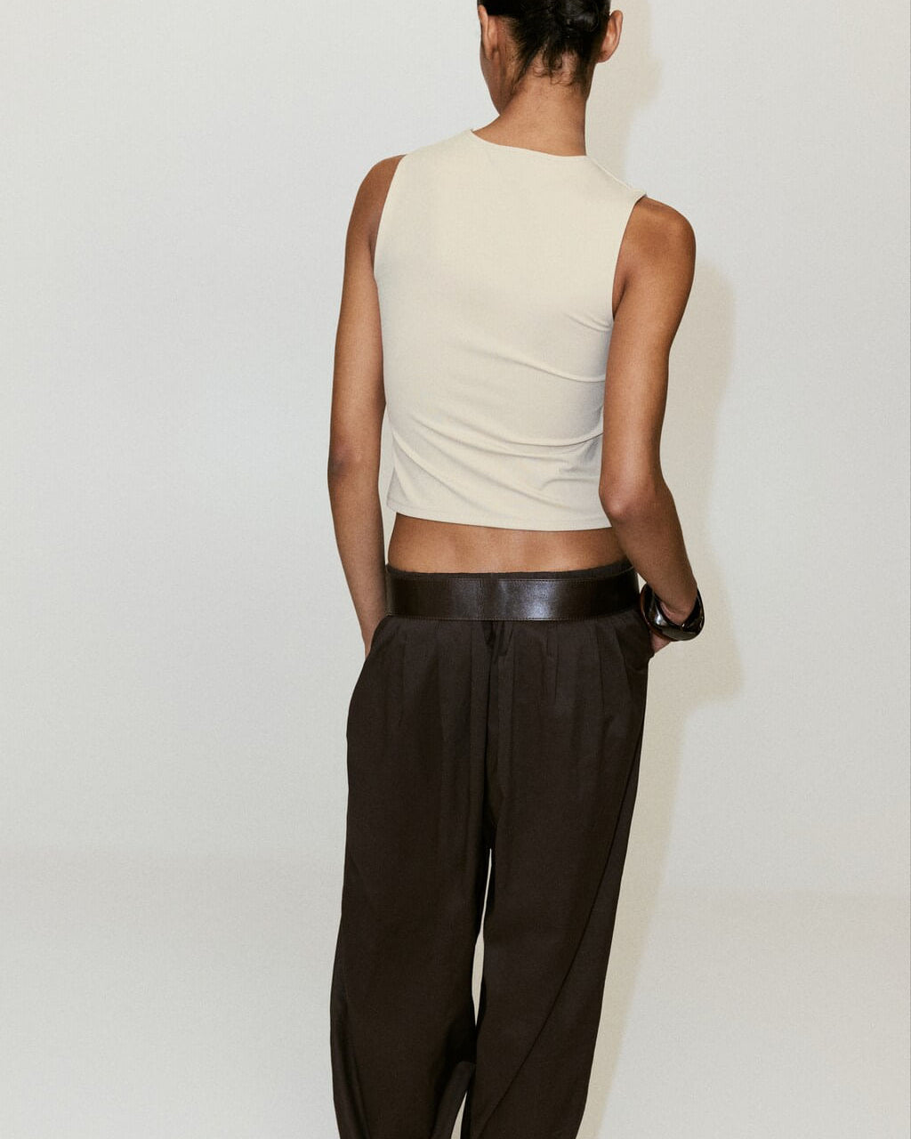 Color-Taupe