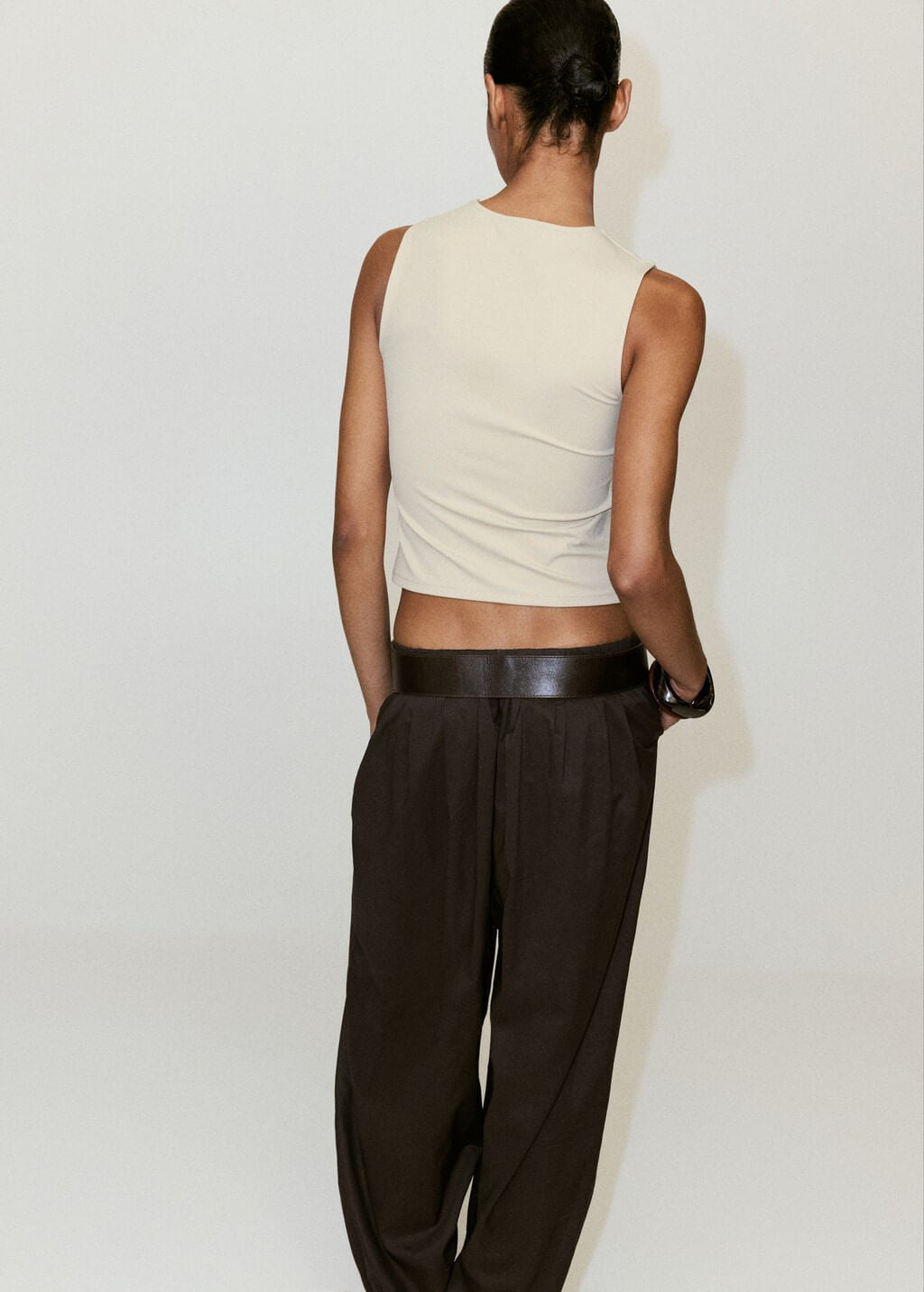 Color-Taupe