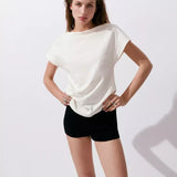 Color-Off white