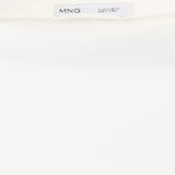 Color-Off white
