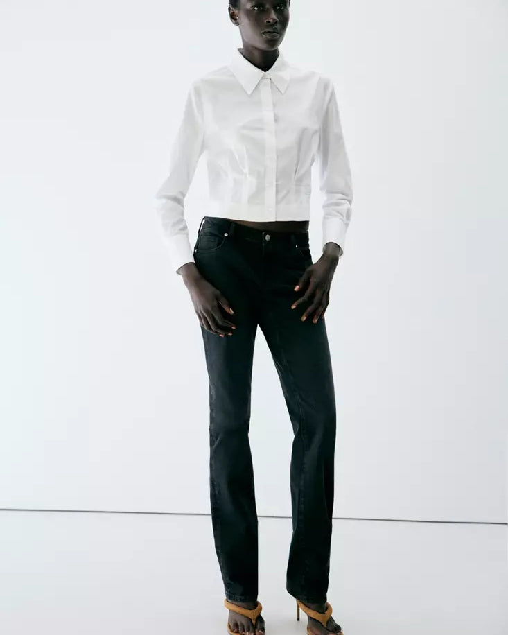 Color-Off white