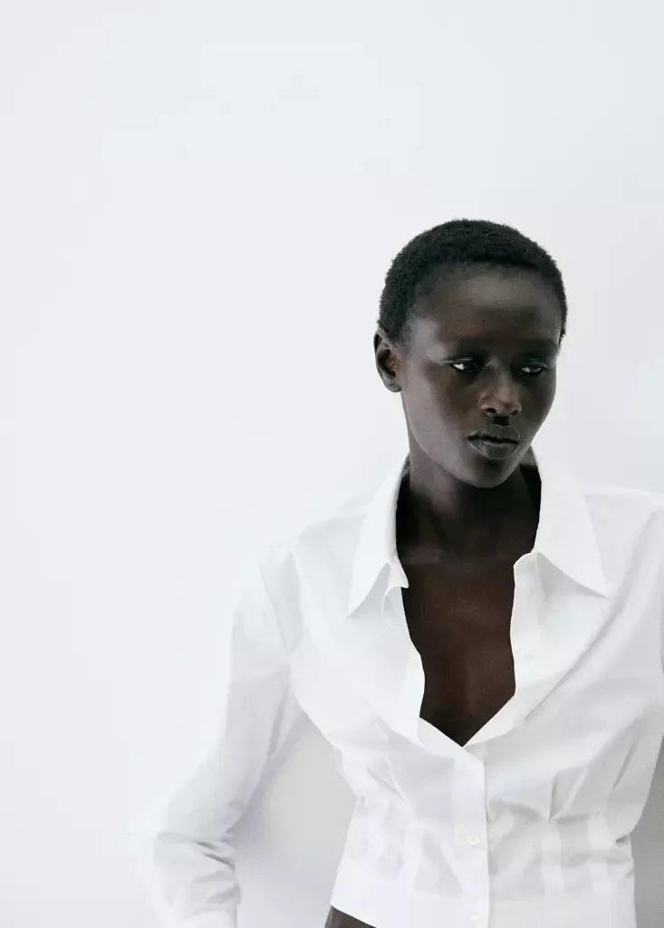 Color-Off white