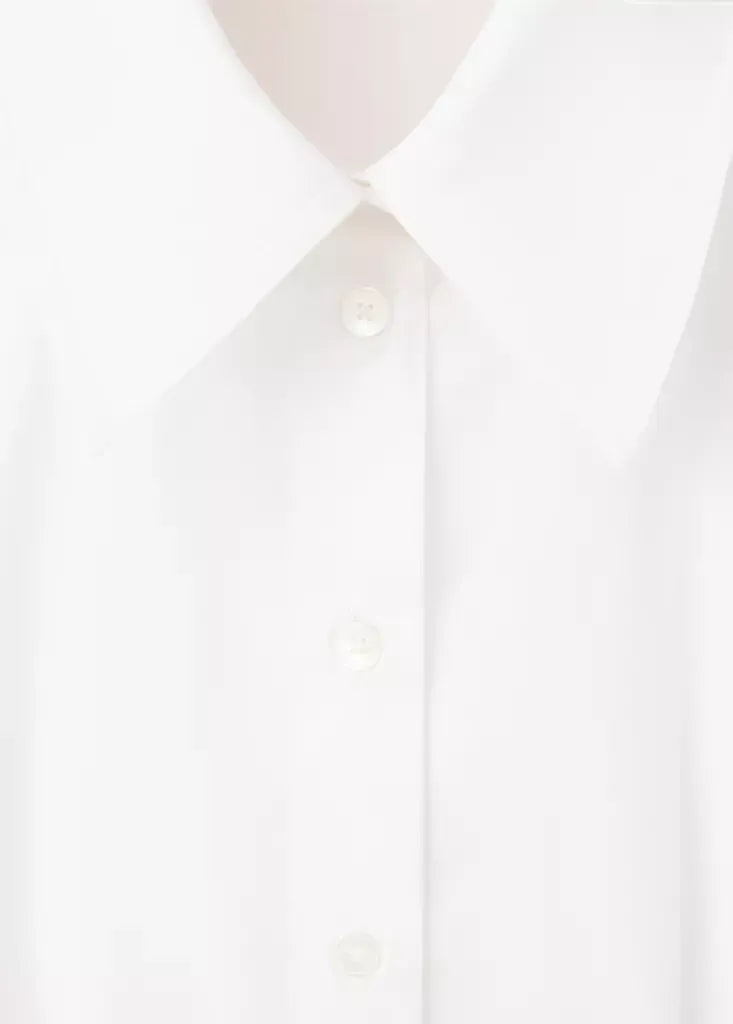 Color-Off white