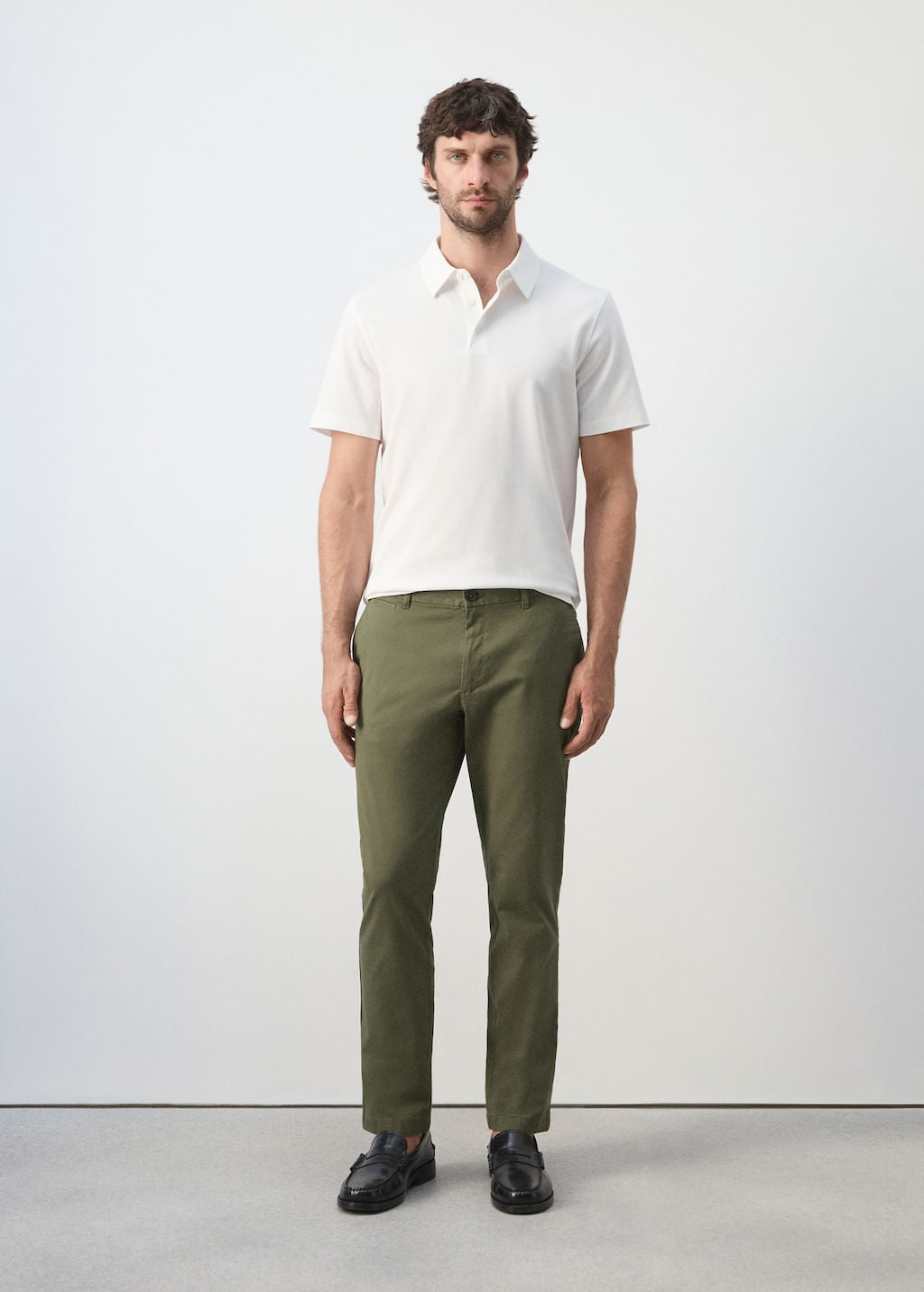 Color-Khaki