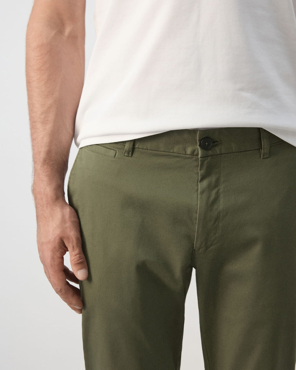 Color-Khaki